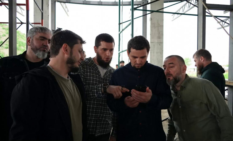 Хас-Магомед Кадыров проинспектировал строительство конгресс-залов