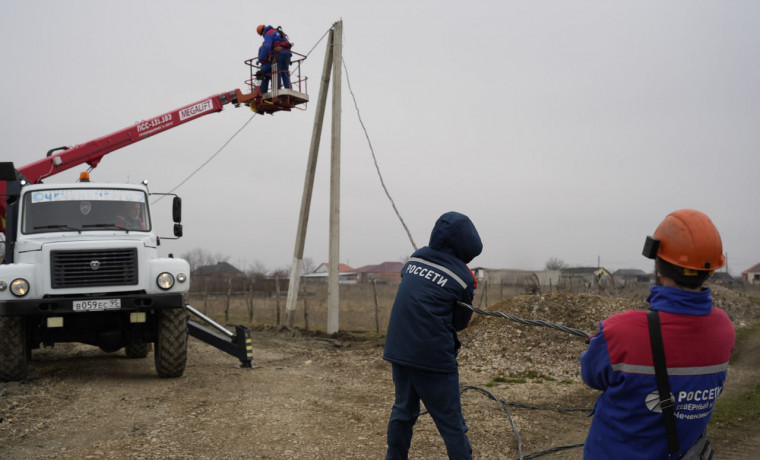 АО «Чеченэнерго» реконструируют более 372 км линий электропередачи в Грозном