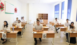 Выпускники школ Чеченской Республики сдают последний ЕГЭ основного периода