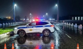 В Чеченской Республике ограничено движение через мосты в Аргуне и Гудермесе| грозный, чгтрк