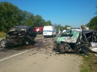 На  федеральной трассе "Кавказ" погибла семья чеченцев из Франции