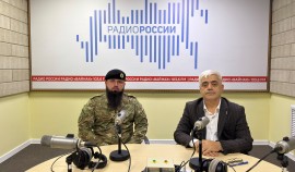 Снайпер ОМОН «АХМАТ-1» рассказал в радиоэфире о службе и боевой подготовке