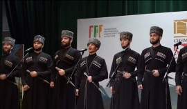 Во Дворце культуры им. Ш. Эдилсултанова прошёл полуфинал фестиваля-конкурса «Синмехаллаш-2025»