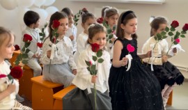 Торжественное мероприятие ко Дню матери прошло в Доме детского творчества Серноводского района