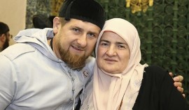 Рамзан Кадыров сообщил, что Аймани Несиевна посетила священные земли Мекки и Медины