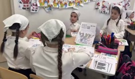 Юные граждане Курчалоевского района знакомятся с избирательным процессом