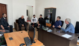 Депутаты продолжают прием граждан в республике: важные вопросы и актуальные решения