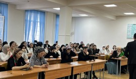 Алихан Динаев рассказал студентам ЧГУ им. А.А. Кадырова, как стать успешным