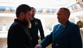 Рамзан Кадыров провёл рабочую встречу с Южным транспортным прокурором Сергеем Сафиновым