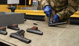 В Грозном росгвардейцы уничтожили очередную партию добровольно сданного и изъятого оружия