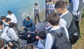 Спасатели провели урок безопасности для школьников на Грозненском море