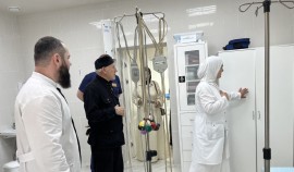 «Партийный десант» проверил доступность медицины в отдаленных селах Чеченской Республики