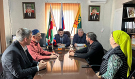 В селе Коби обсудили воспитание молодежи и социальные вопросы