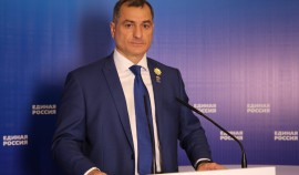 Адлан Динаев: Кандидаты от ЧР в Госдуму обеспечат продолжение курса на благополучие граждан| грозный, чгтрк