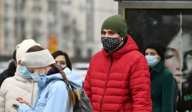 Заметное снижение заболеваемости COVID-19 в России ожидается в марте