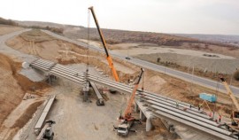 В Чеченской Республике дорожники возводят путепровод на трассе Р-217 «Кавказ»