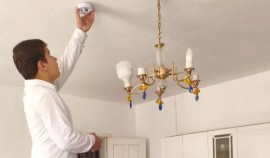 В Гудермесском районе в домах малоимущих семей установлено более 60 автономных пожарных извещателей