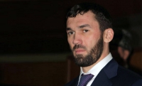 Поздравление Председателя Парламента Чечни Магомеда Даудова с Международным женским днем