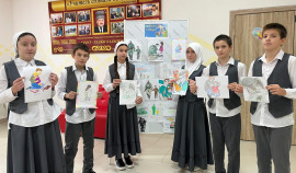 Юные художники Серноводска посвятили творчество защитникам Отечества