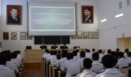 Наследие созидания: в Грозненском суворовском военном училище МВД России прошел «Урок мужества»| грозный, чгтрк
