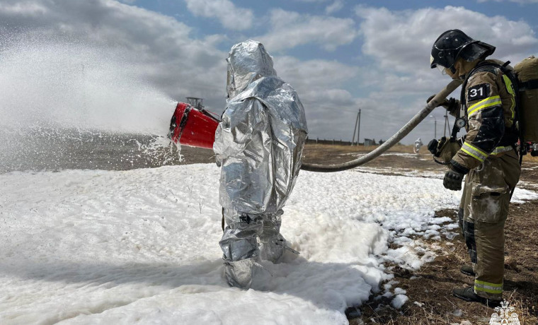 В Чеченской Республике успешно ликвидирован условный крупный пожар на нефтехранилище