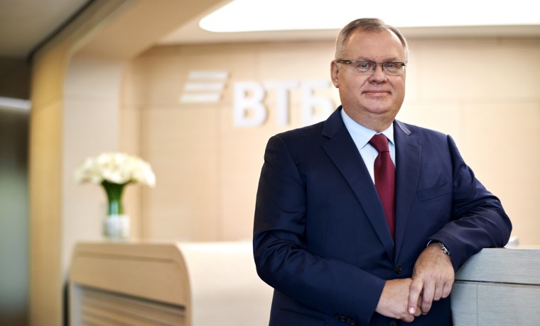 Глава ВТБ дал совет россиянам по сбережениям