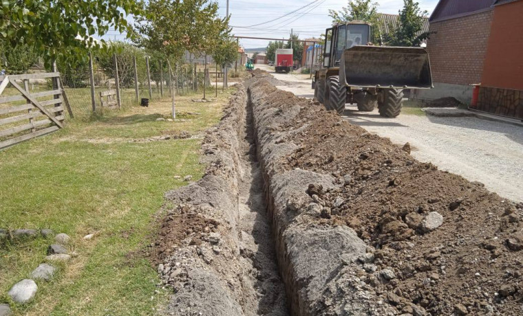 В селе Алхан-Юрт завершается строительство сетей водоснабжения протяженностью более 15 км