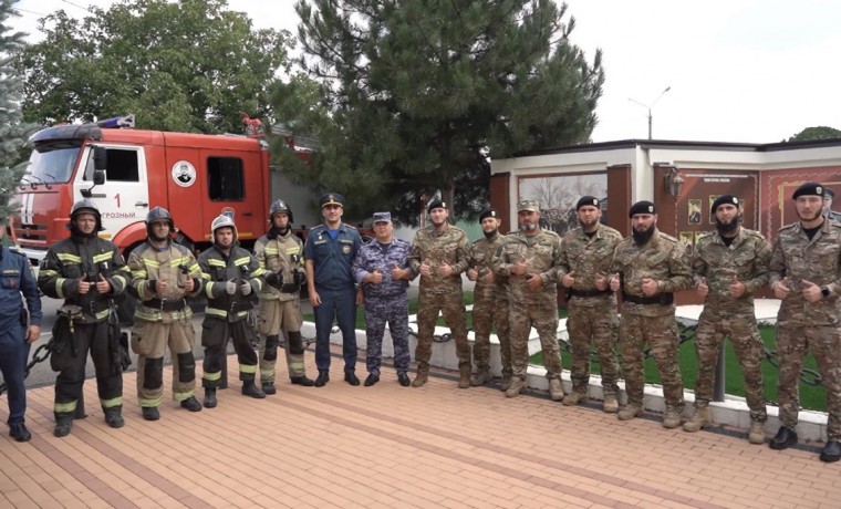 В ОМОН «АХМАТ-Грозный» прошли пожарно-тактические занятия