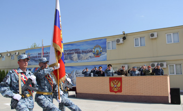 В Грозном прошло торжественное мероприятие по случаю 25-летия образования ВОГОиП МВД России
