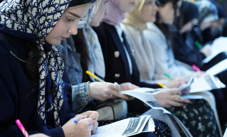 Студенты ГГНТУ написали Всероссийский научно-технологический диктант «Технологии победы»