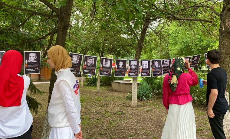 В ЧР провели фотовыставку, посвящённую детям, ставшими жертвами войны на Донбассе