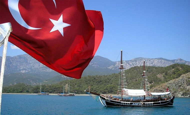 Ростуризм призывает к бдительности россиян, отдыхающих в Турции