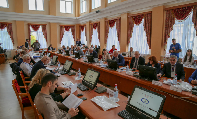 Во Владикавказе состоялась XV Международная научная конференция «ГЕОКАВКАЗ-2025»