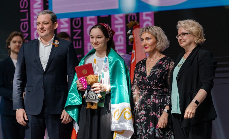 Ученица Грозненской школы вошла в ТОП-3 победителей заключительного этапа ВСОШ по английскому языку