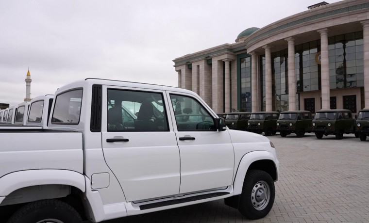 За счет средств РОФ им. А.-Х. Кадырова были приобретены 80 внедорожников УАЗ для нужд СВО