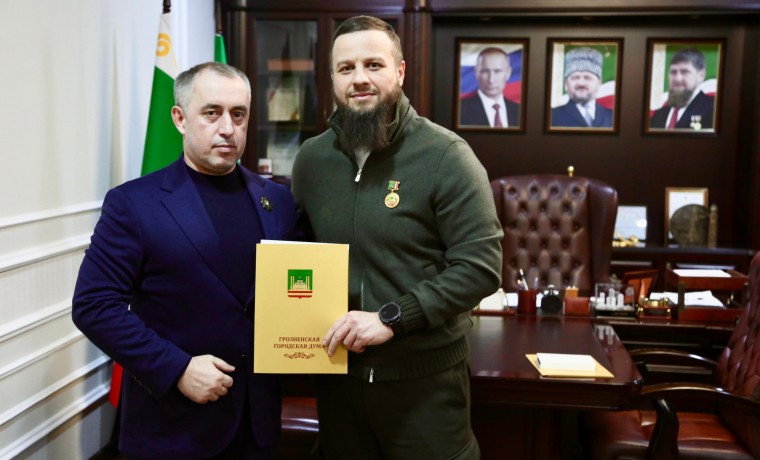 Командиру ОМОН «АХМАТ-Грозный» присвоено звание «Почетный гражданин города Грозный»