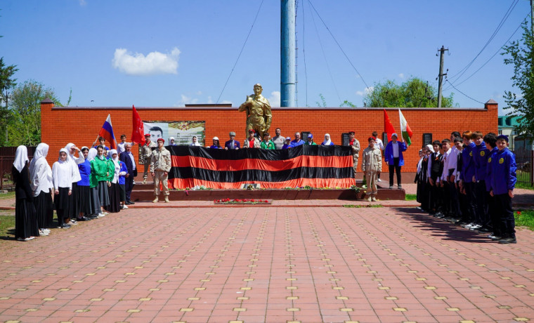 «Единая Россия» масштабно отметила День Победы в Чеченской Республике