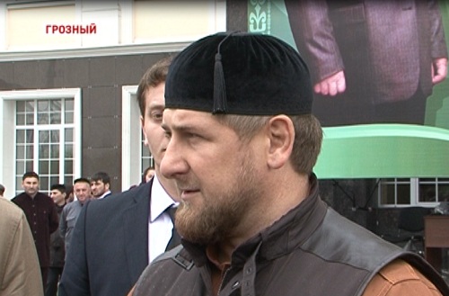 ведущая чгтрк грозный. саламбек зулаев рамзан кадыров. чгтрк 27 сентябрь 2022 г. пресс конференция главы чеченской республики. прямой эфир чгтрк грозный сегодня.